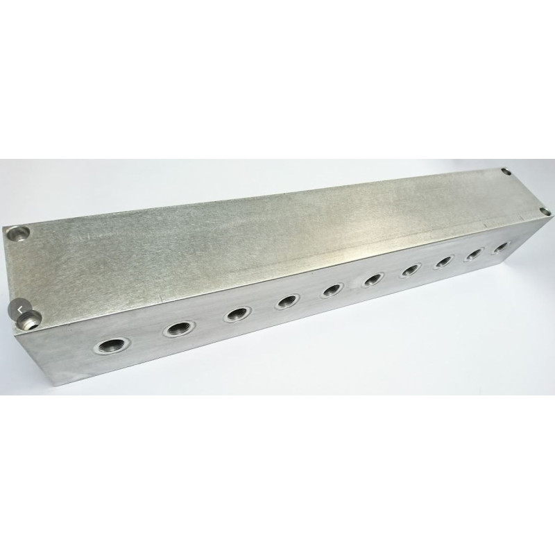 Colector hidráulico, fabricación a medida en bloque de aluminio rectangular con 22 salidas/entradas de aceite de 1/2" BSP 