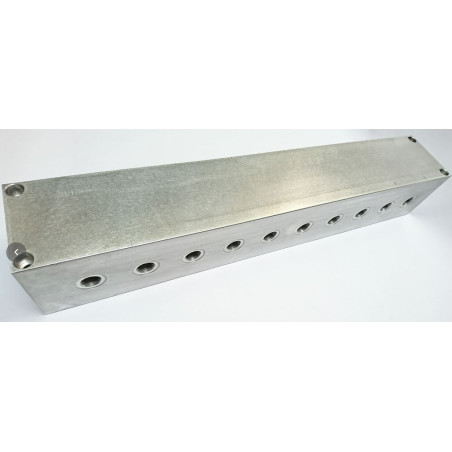 Colector hidráulico, fabricación a medida en bloque de aluminio rectangular con 22 salidas/entradas de aceite de 1/2" BSP 