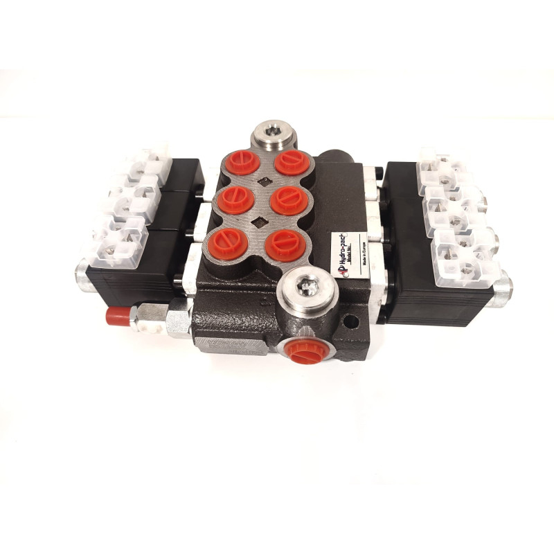 Directional Control Valve, 3 Spool, Electrical 12 VDC, 50 L/min.
