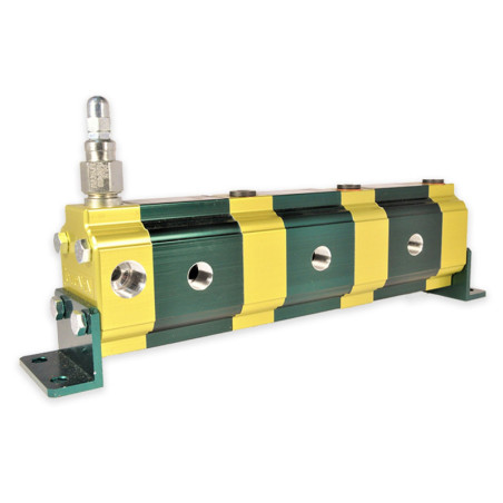 Three Element Flow Divider, 4.9 cc/rev Per Section, VIVOIL V9RS03D29
