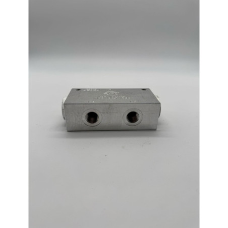 Flow Divider 50%-50%, 6.5 to 11 L/min, OMT 004.008.A00