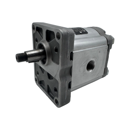Bomba Hidráulica 24 L/min (16 cc/rev), 250bar, Eje Cónico 1:8, Puertos Métricos, Brida Europea