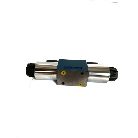 Vinke Directional Control Valve, Model 4VNKSV-6-E-DC12-4L